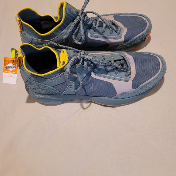 Shoes - Picture 2 of 2